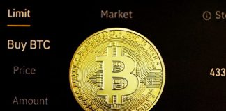 Crypto Market Update: Bitcoin ETFs Face US$870 Million in Outflows, Price Hits Six Month Low